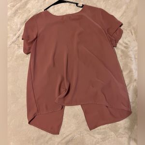 Forever 21 split back M shirt